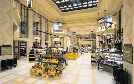 Klotzen statt kleckern: Interspar am Schottentor