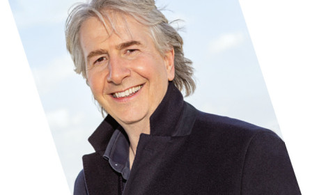 EditorialWarum in die Ferne schweifen …