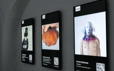 Reger Andrang auf NFT-Ausstellung