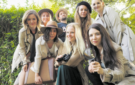 Weiße Westen und grüne Blender