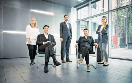 pressrelations wächst