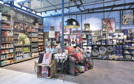 Kleine Tchibo-Filiale auf großer Fahrt