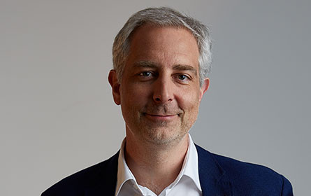 Sebastian Bayer von VMLY&R ist neuer IAA-Präsident