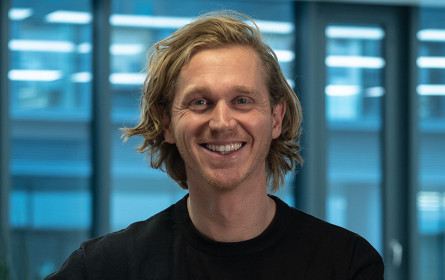 &US: Sebastian Strobel steigt zum Director Consulting auf