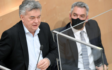 Teuerung: Kogler für Mehrwertssteuersenkung bei Nahrungsmitteln, Nehammer nicht