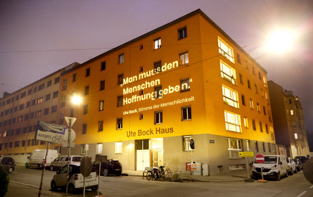 Ein Zeichen der Hoffnung am Ute Bock Haus