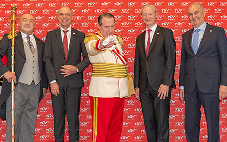 „Living the Future“