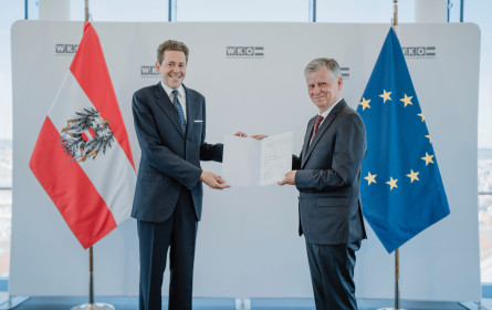 Michael Fembek erhält den Berufstitel Professor