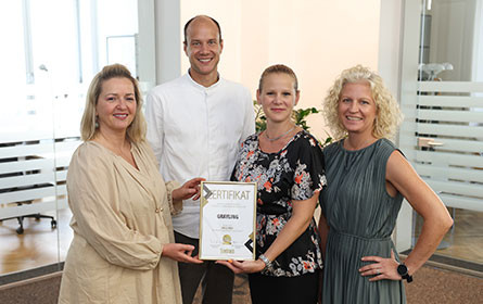 Grayling ist Business-Superbrand 2022-23