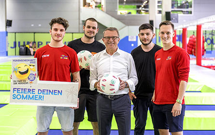 Spar-Ferienscheckheft mit zahlreichen Vergünstigungen