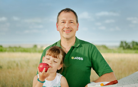 Neue Kampagne: Adeg-Kaufleute leben Nachhaltigkeit