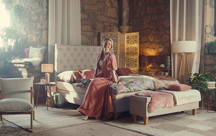 DMB. und XXXLutz erzählen Jubiläumsmärchen