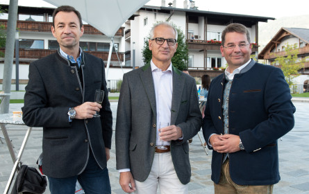 Wirtschaftswanderung: Zwölftes Gipfeltreffen für den guten Zweck