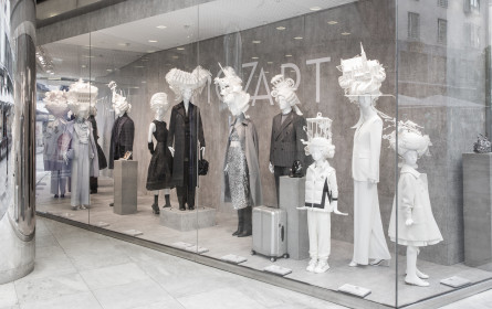 Steffl präsentiert: Papierkunst von Asya Kozina