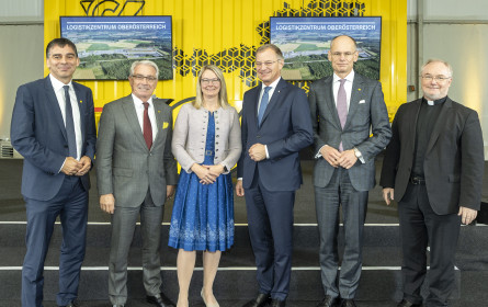 Eröffnung des Post-Logistikzentrums in Allhaming