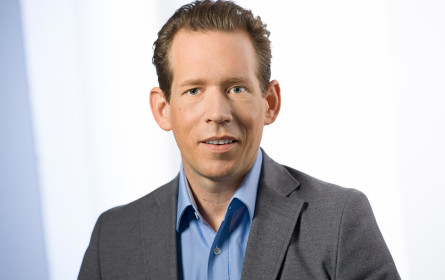 Eugen Schmidt weitet Engagement im iab austria aus