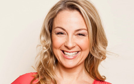 Woman wird World of Women