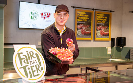 Billa startet österreichweite Umstellung der Bedientheken auf Frischfleisch in Tierwohl-Qualität