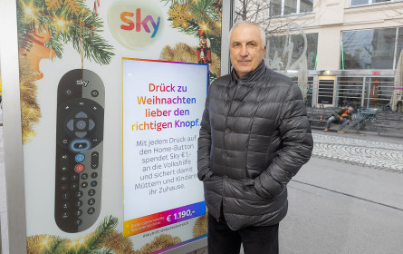 Interaktive Citylight-Kampagne von Sky Österreich für Volkshilfe