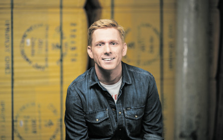 Budweiser und Kolarik, eine bierige Allianz