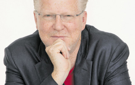 Ausbau: Aigner PR und Status Labs