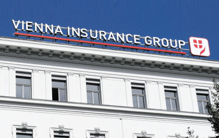 VIG holt sich Aegon doch