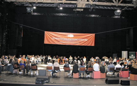 „Konsumdialoge”: Premiere geglückt