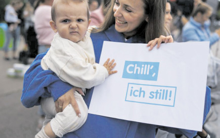 „Still-in” am Heldenplatz