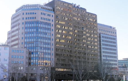 Neue Debatte über Geld für Privatkliniken