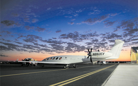 Jungfernflug des ersten Elektro-Jets gelungen