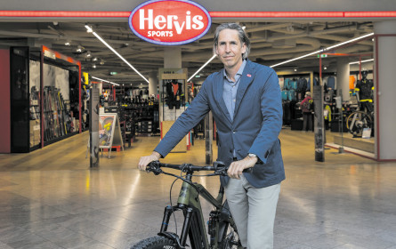 Hervis lagert Bikes ein