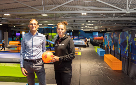 Cyberjump setzt auf Österreichs erfolgreichste Fußballerin Viktoria Schnaderbeck