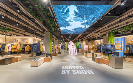 Einkaufen im historischen Bankgebäude