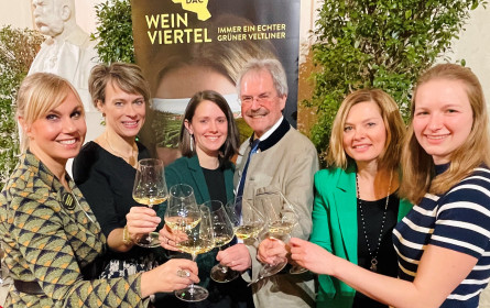 Zum Internationalen Frauentag: „Ein Hoch auf die Winzerinnen!"