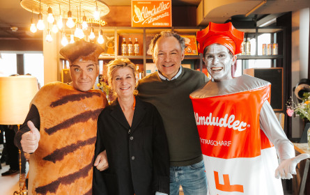 Almdudler Grillgaudi: Dudelige Frühstücks-Grillerei im 25hours Hotel