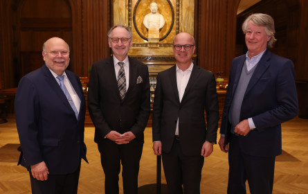 Künstliche Intelligenz strenger regulieren, öffentlich-rechtlichen Rundfunk stärker beschränken