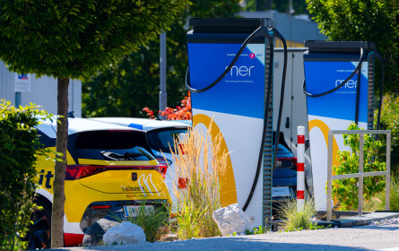 Leistungsstarke E-Ladestationen von Mer für McDonald’s Österreich