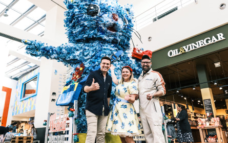 Plastikmüll wird zu riesiger Skulptur