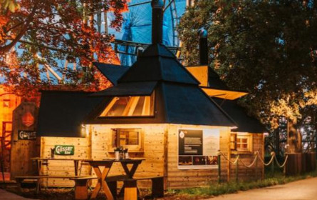 Das Feuerdorf im Wiener Prater eröffnet die Sommersaison