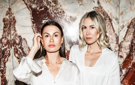 Sister Act PR setzt auf KR8 und Fuchsfabrik