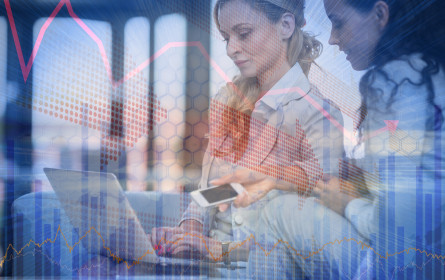 Fast fünf Milliarden Menschen in Onlinenetzwerken aktiv