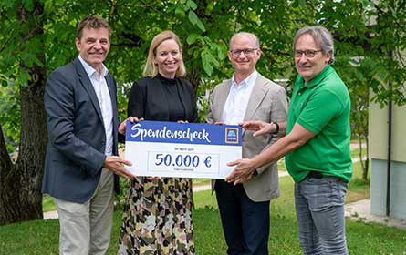 Hofer feiert zehn Jahre Kooperation mit dem SOS-Kinderdorf