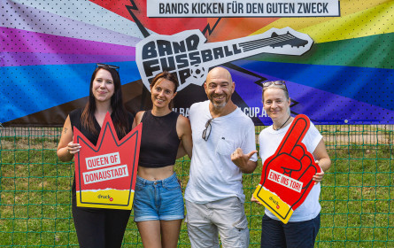 druck.at setzt Frauenpower beim Band Fußball Cup ein