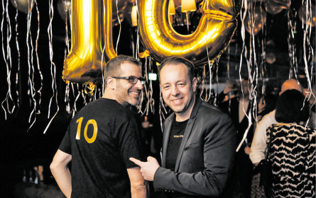 Büroschluss feiert die erste Dekade