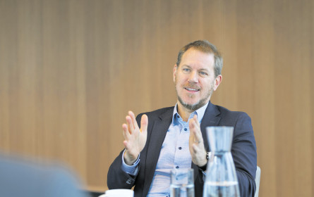 „George ist bereit für die Geschäftswelt”