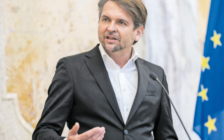 Mehr Geld für Ärzte und Medikamente