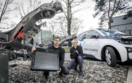 E-Autos: Warum nicht auf der Schiene laden?