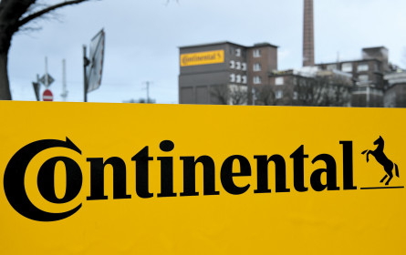 Conti baut weiter um