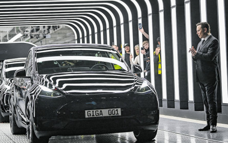 Geht Tesla nach Saudi-Arabien?