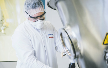 Merck kauft in China zu